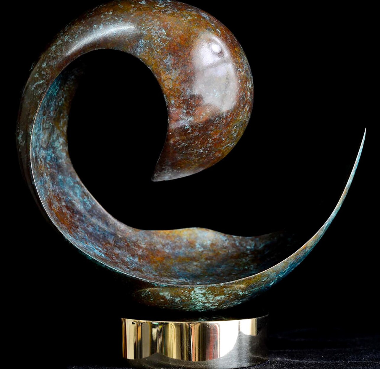 Bronze sculpture by Andrew Thomas