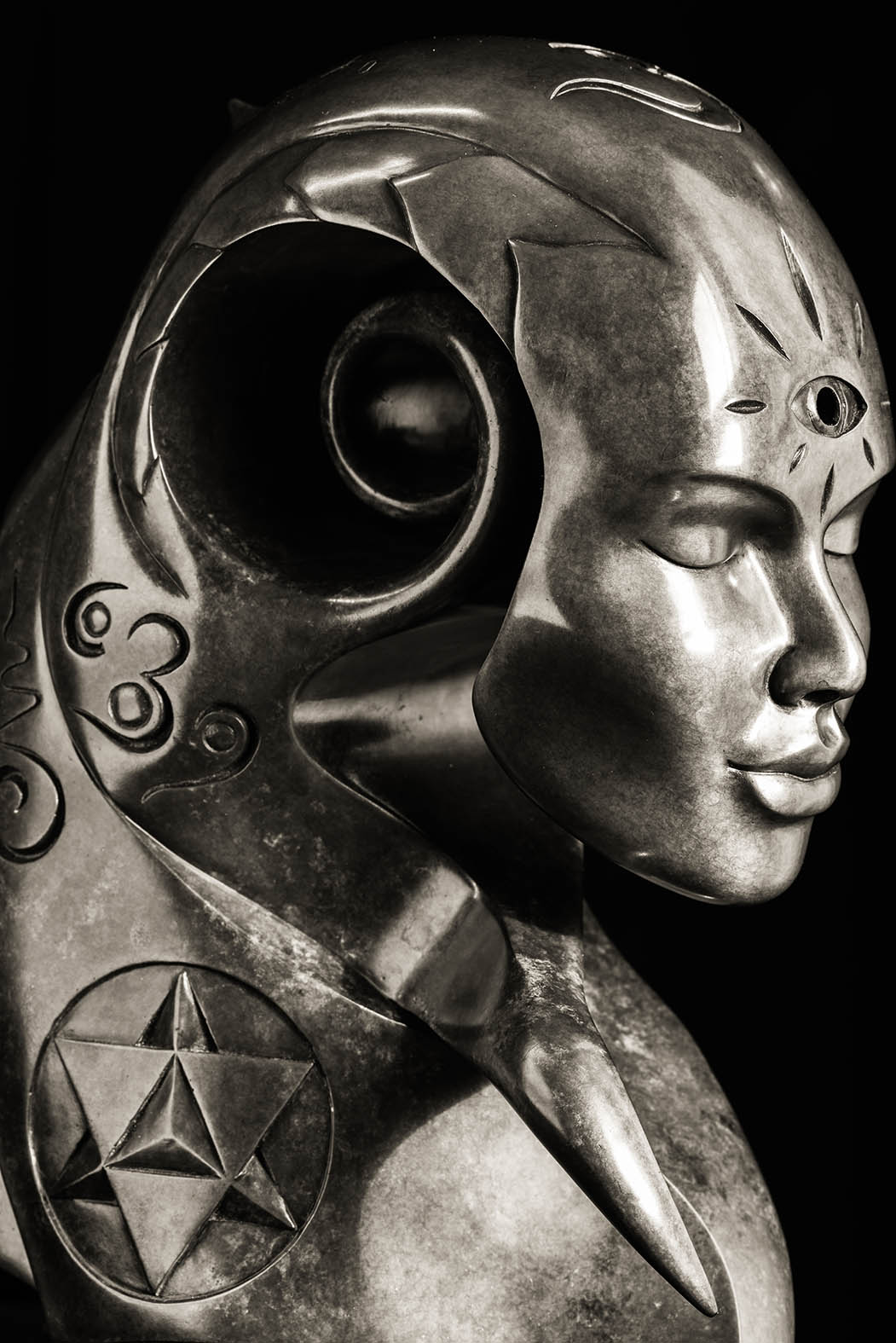 Bronze sculpture by Andrew Thomas