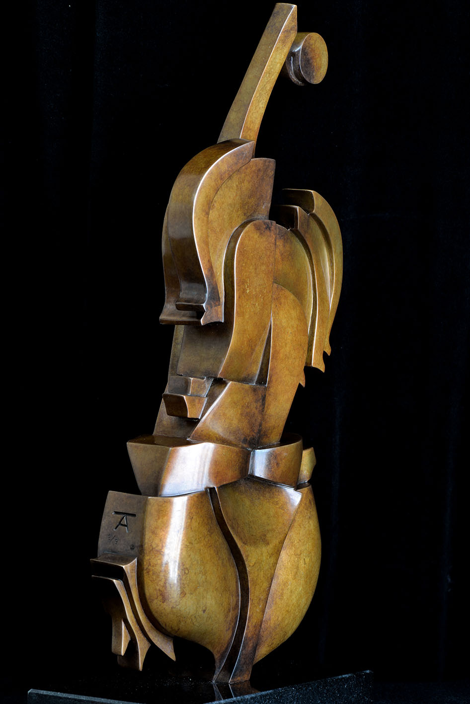 Bronze sculpture by Andrew Thomas