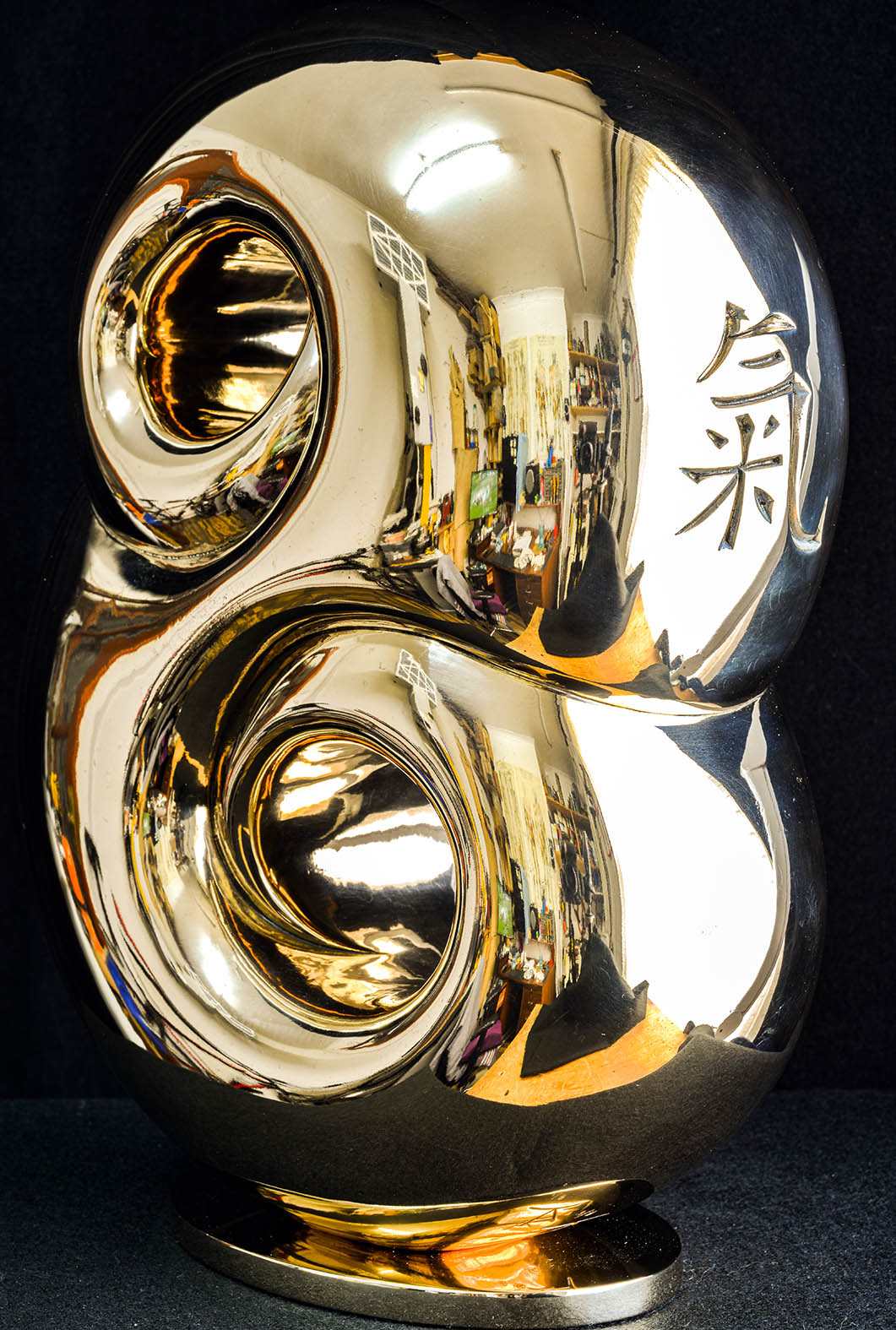 Bronze sculpture by Andrew Thomas